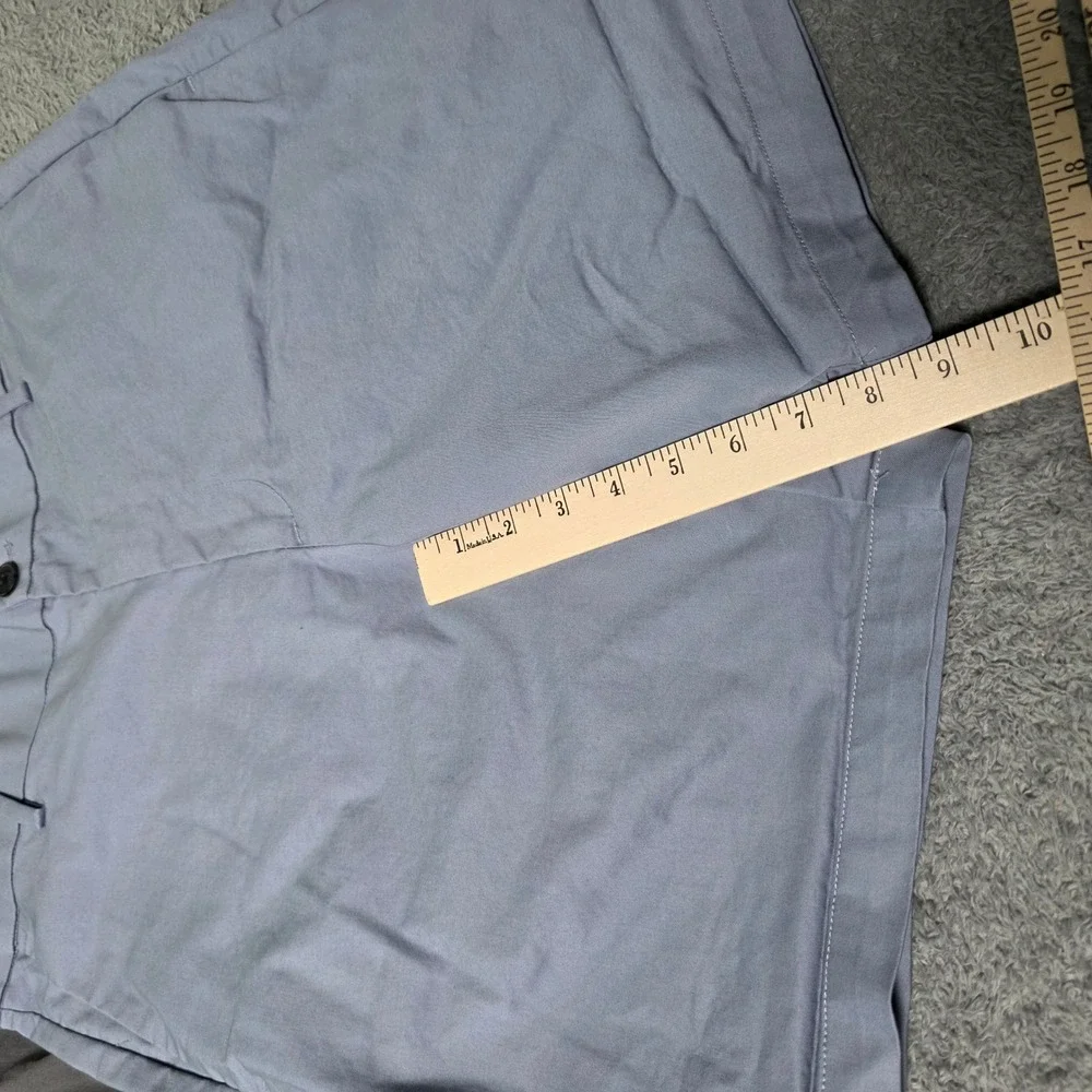 Banana Republic Mens 34 Chino Shorts Grey Blue 2 Pack Stretch Cotton 9 Inseam